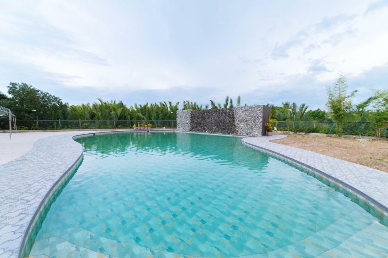 Reddoorz Premium Near Health Centrum Banica Roxas City Buitenkant foto