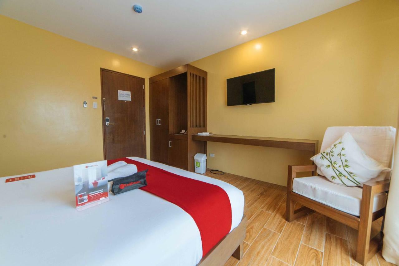 Reddoorz Premium Near Health Centrum Banica Roxas City Buitenkant foto