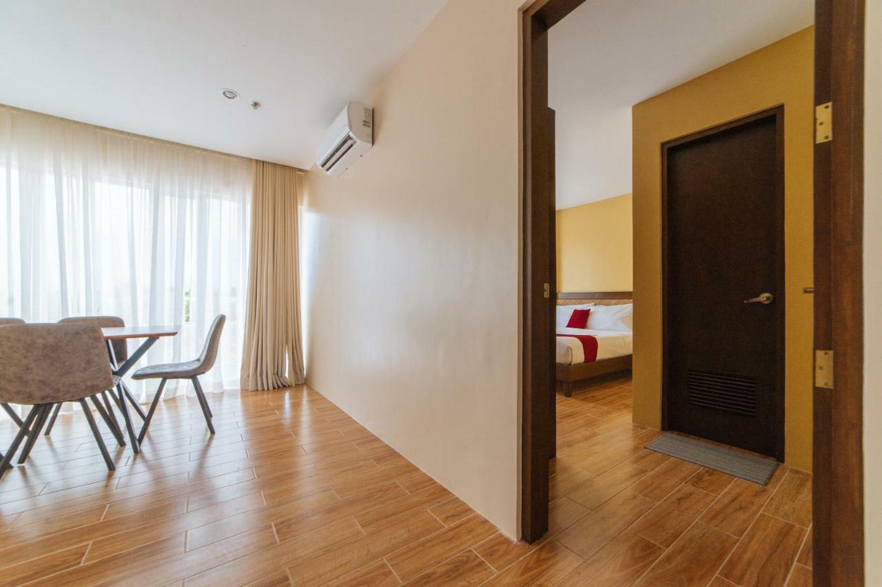 Reddoorz Premium Near Health Centrum Banica Roxas City Buitenkant foto